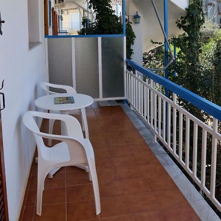Seaview Self Catering Apartment - Helen No 1 Xiropigado Eksteriør bilde