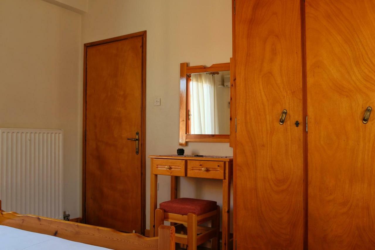 Seaview Self Catering Apartment - Helen No 1 Xiropigado Eksteriør bilde