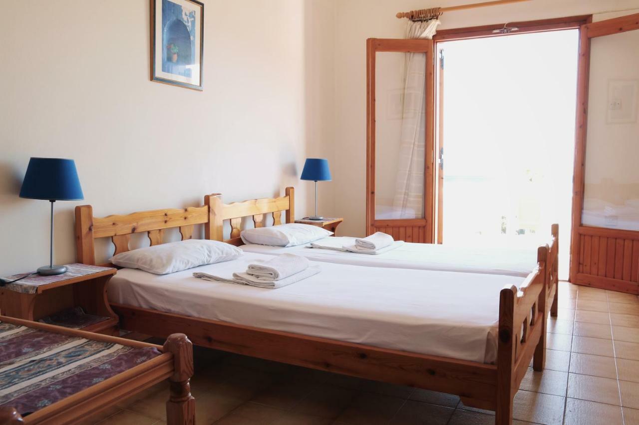 Seaview Self Catering Apartment - Helen No 1 Xiropigado Eksteriør bilde